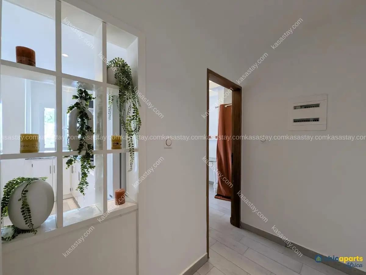 Studio à Bastos, Yaoundé, 1 chambre — photo 4 sur 20