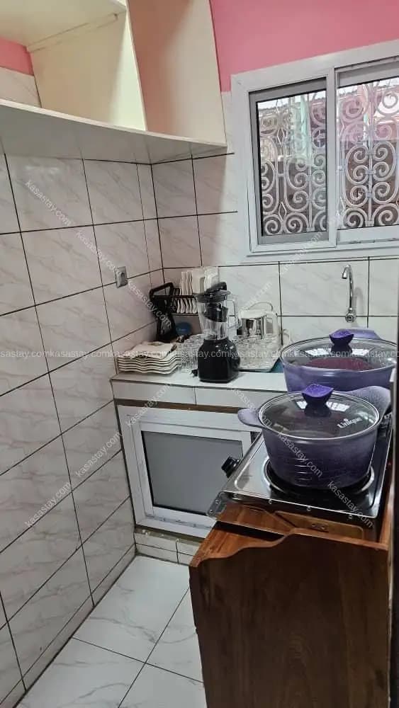 Studio à Dovv Simbock, Yaoundé, 1 chambre — photo 2 sur 15