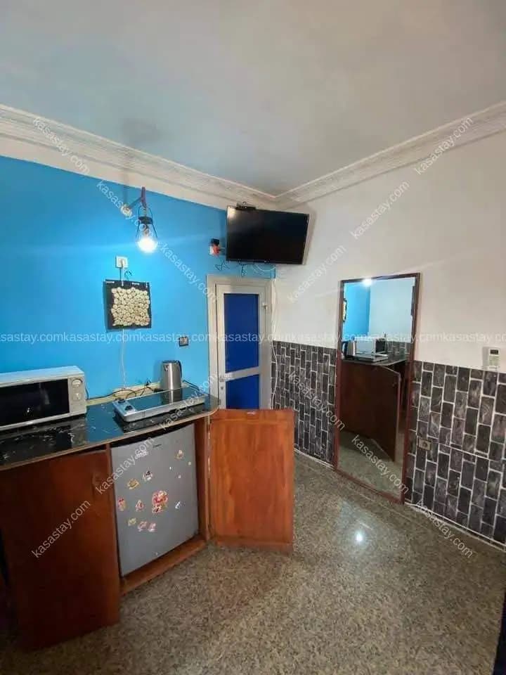 Rooms à Mini Prix Bastos, 1 chambre — photo 5 sur 5