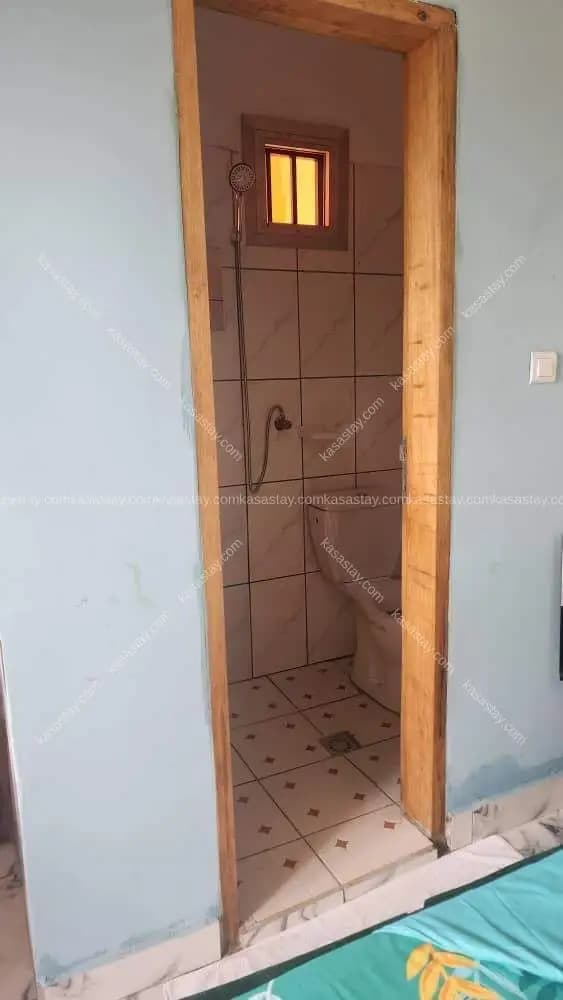 Rooms à Kribi-Mpangou Derrière Le Délégué, 1 chambre — photo 3 sur 5