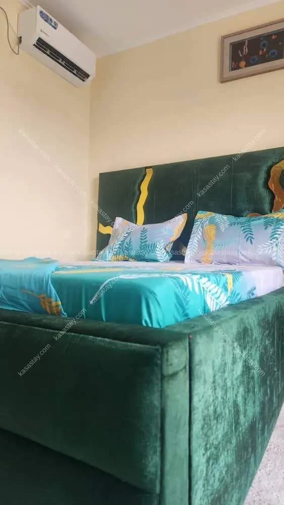 Rooms à Kribi-Mpangou Derrière Le Délégué, 1 chambre — photo 2 sur 5