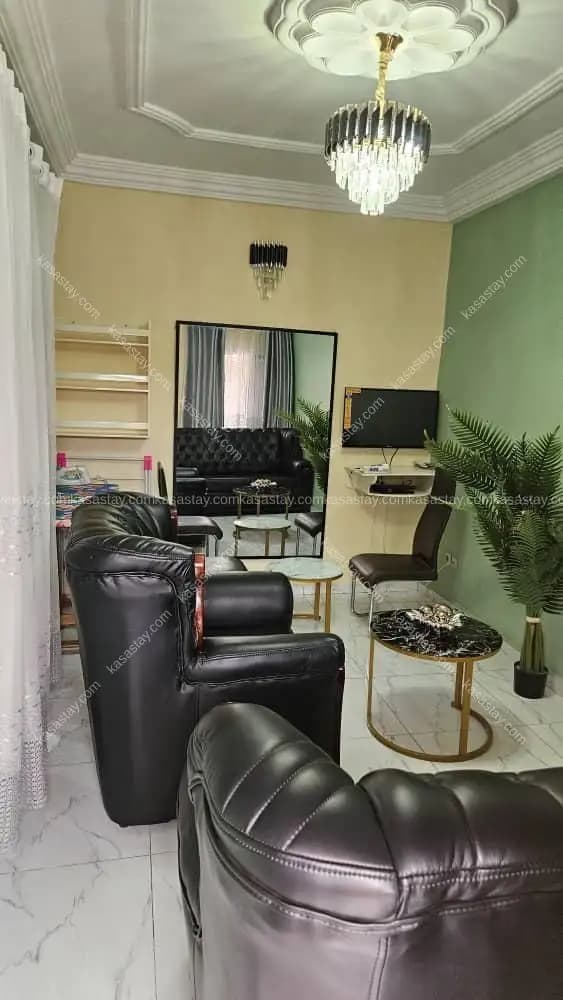 Studio à Dovv Simbock, Yaoundé, 1 chambre